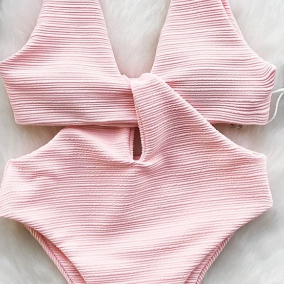 NEW-Solid one piece pink bathing suit - Picture 3 of 4